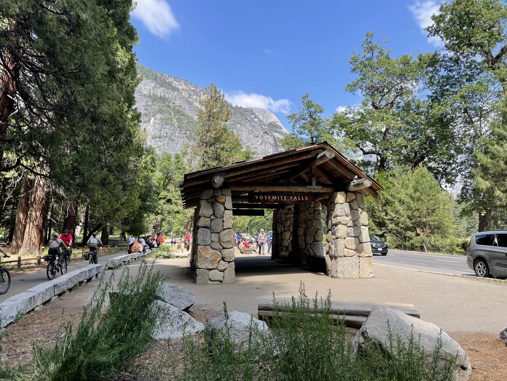 ‎Check network for missing images.