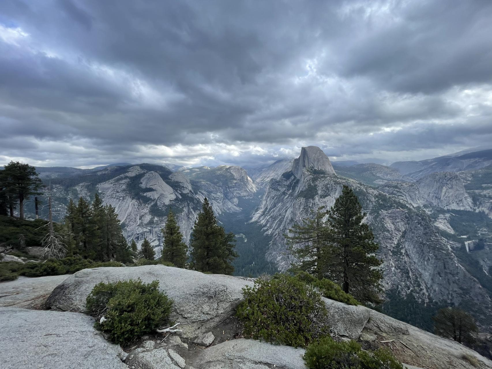 ‎Check network for missing images.