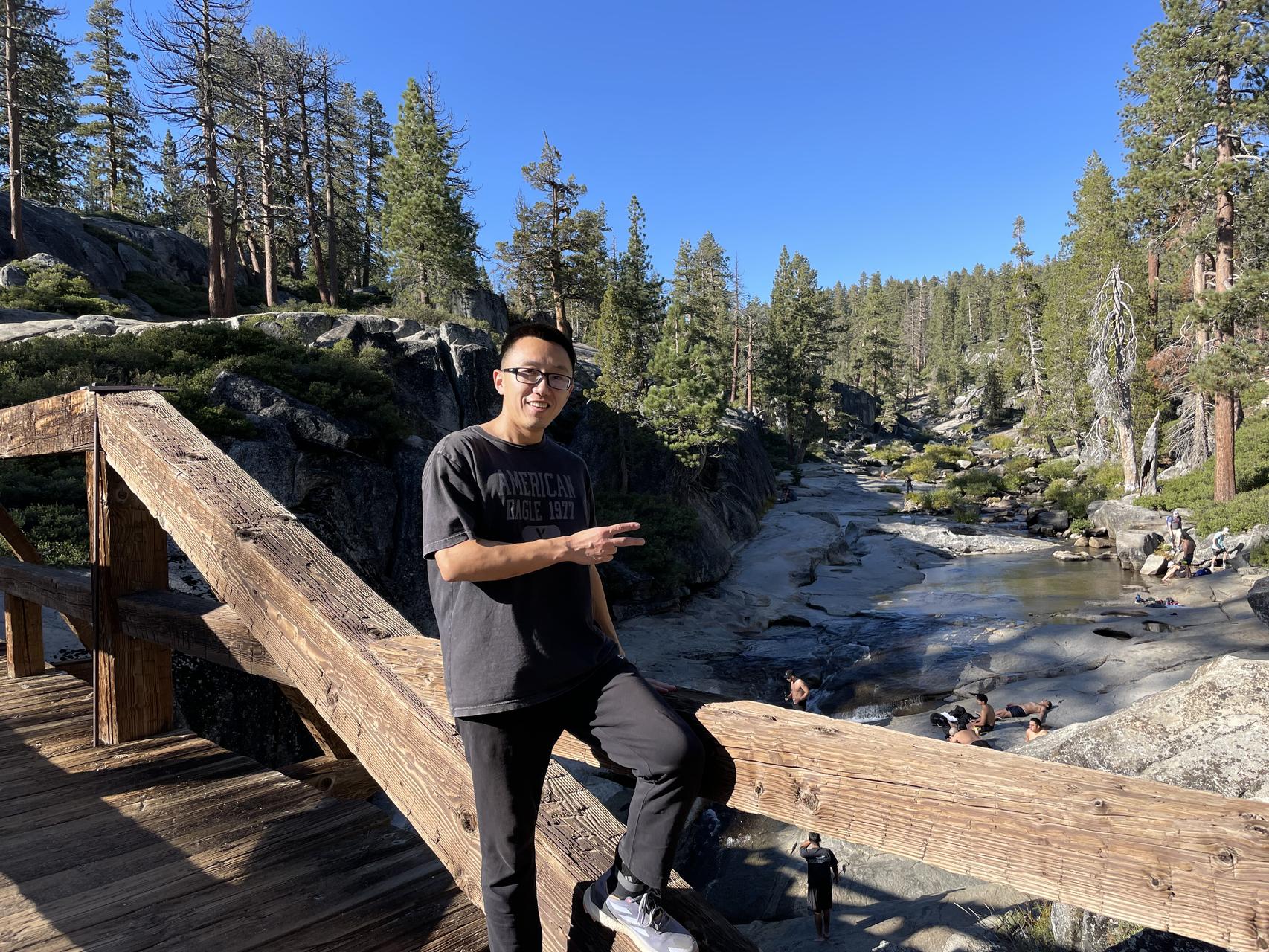 ‎Check network for missing images.