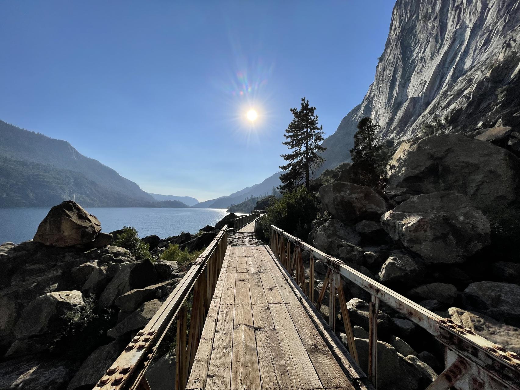 ‎Check network for missing images.