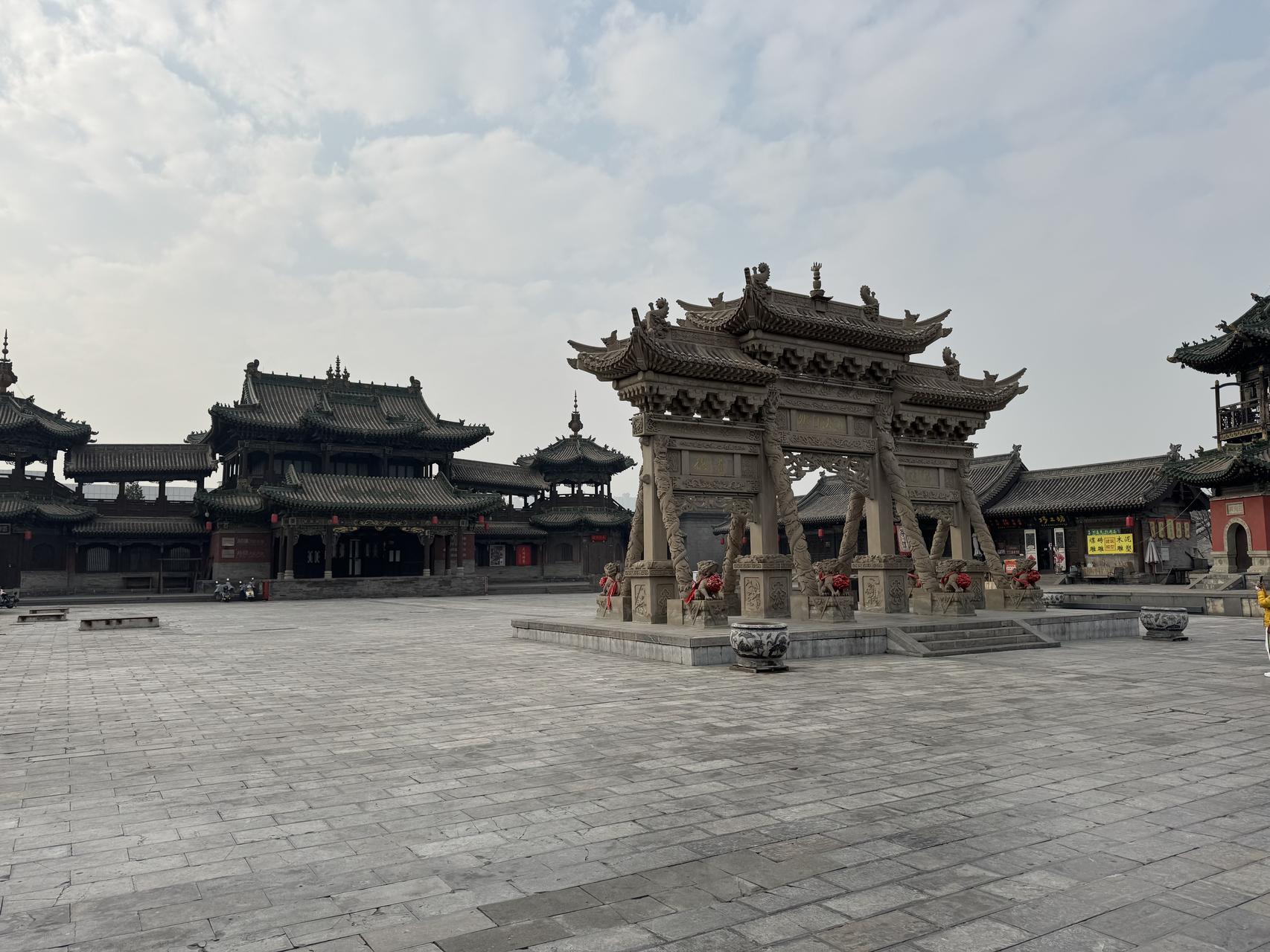 ‎Check network for missing images.