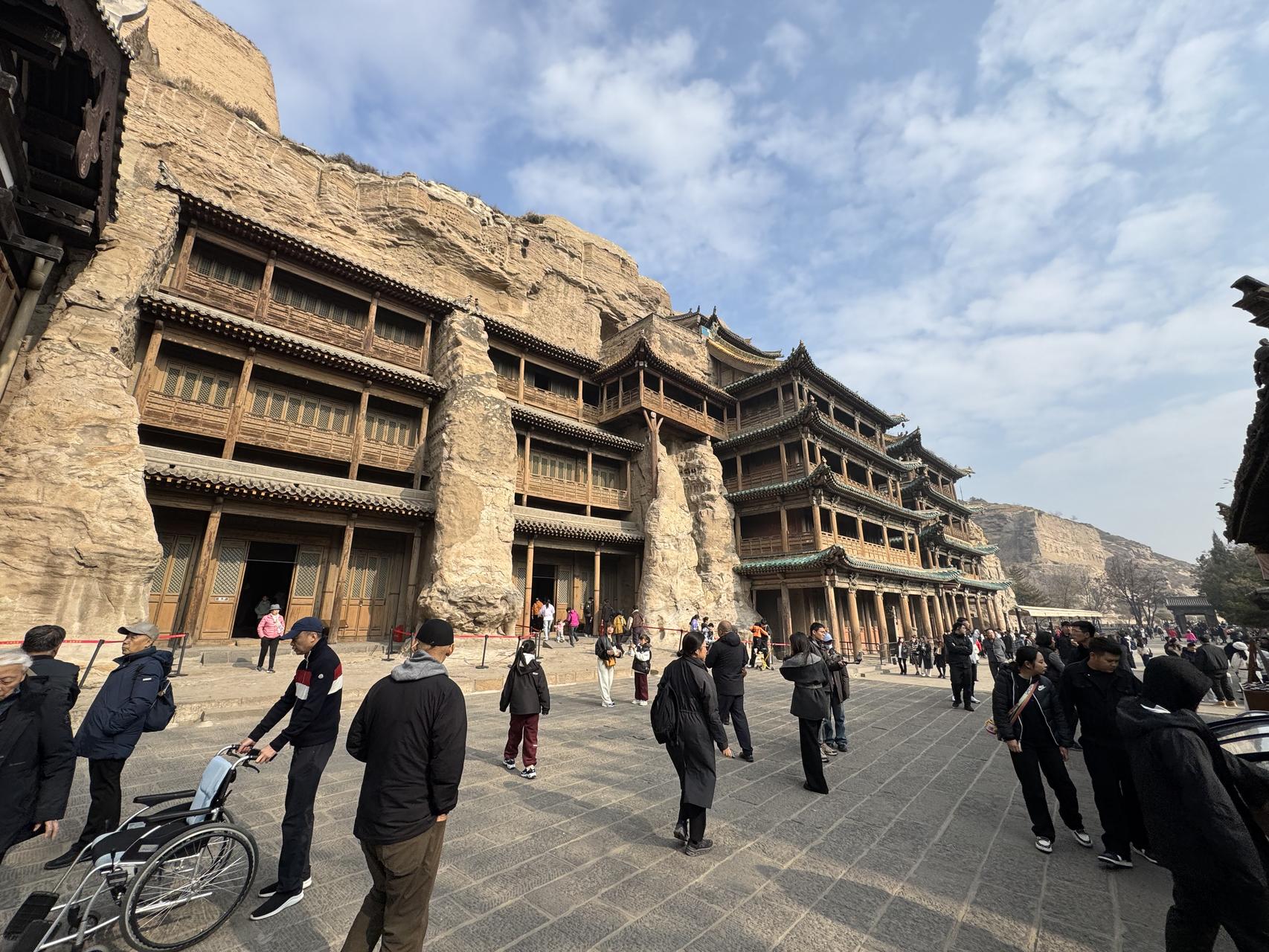 ‎Check network for missing images.