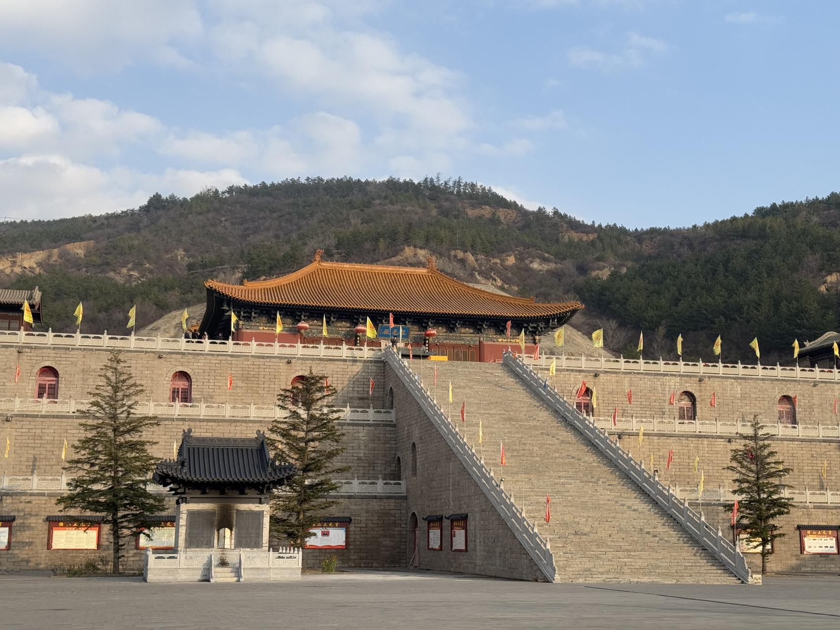 ‎Check network for missing images.