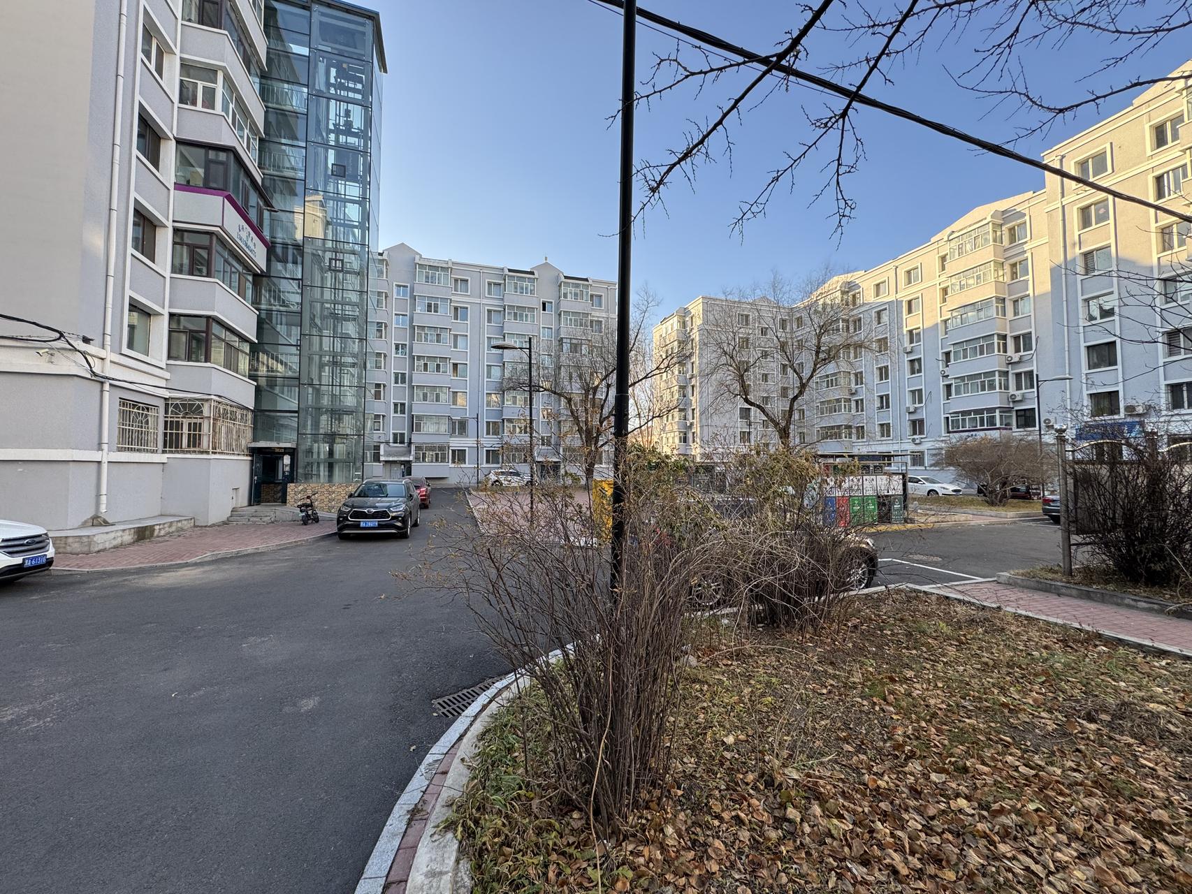 ‎Check network for missing images.