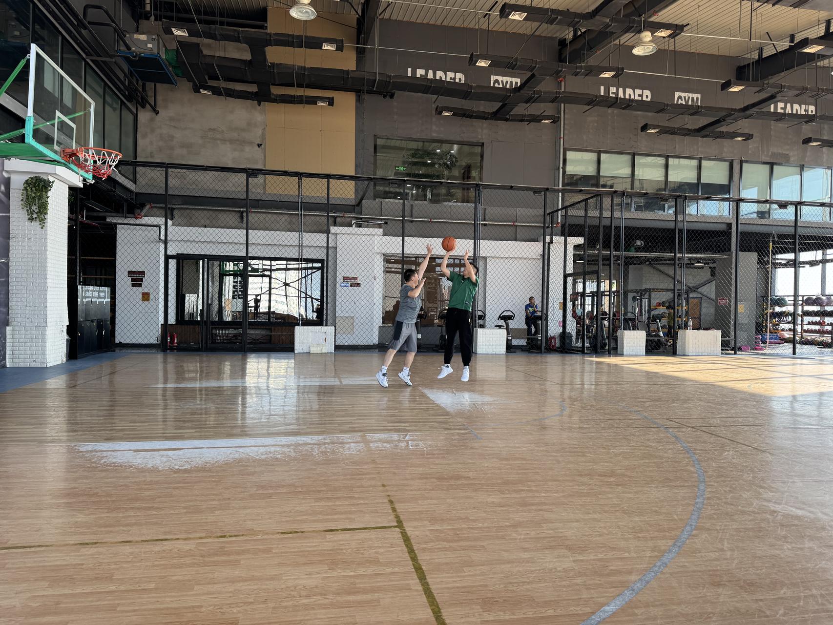 ‎Check network for missing images.