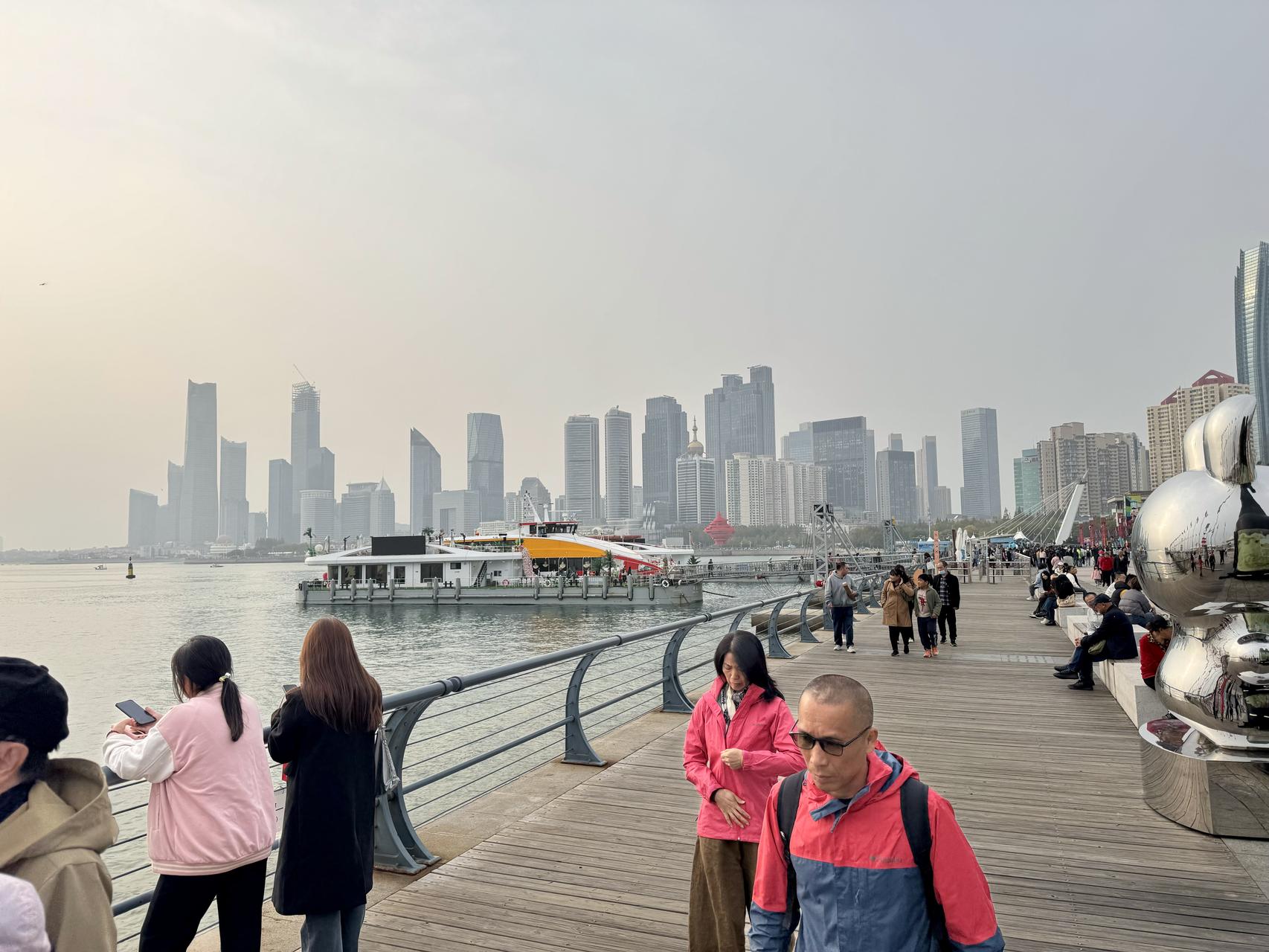 ‎Check network for missing images.