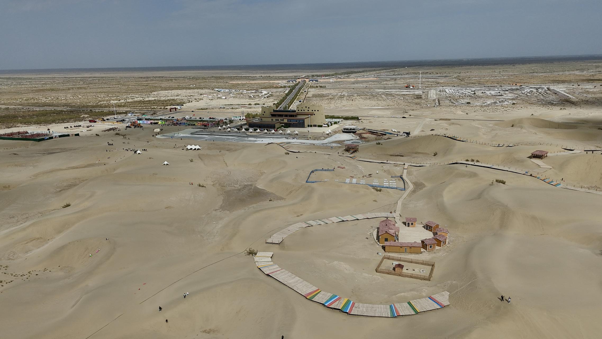 ‎Check network for missing images.