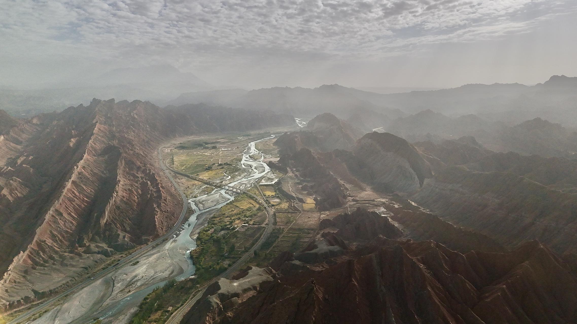 ‎Check network for missing images.