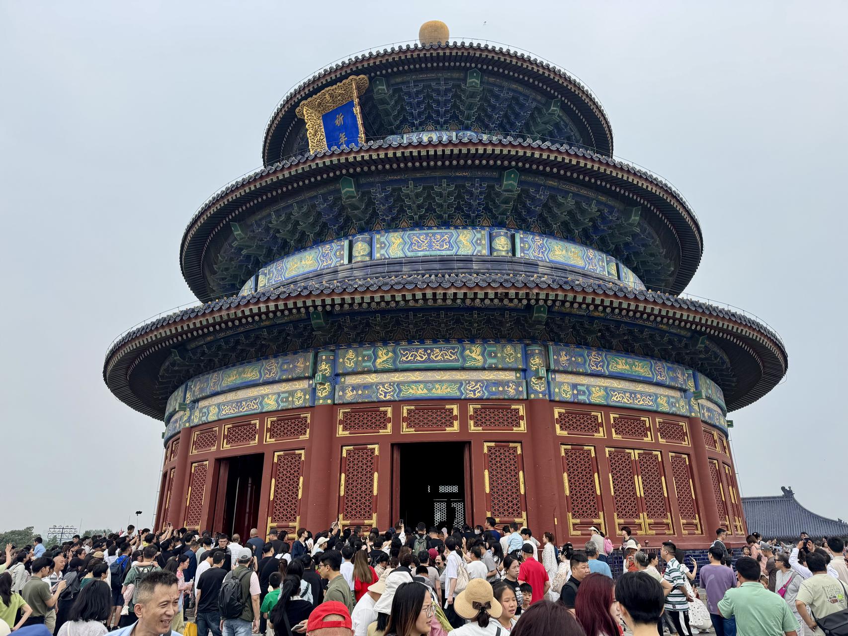 ‎Check network for missing images.