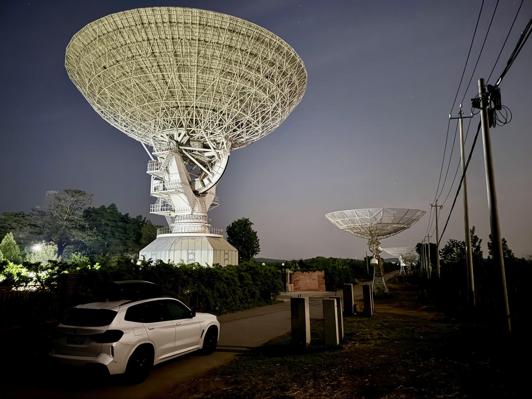 ‎Check network for missing images.