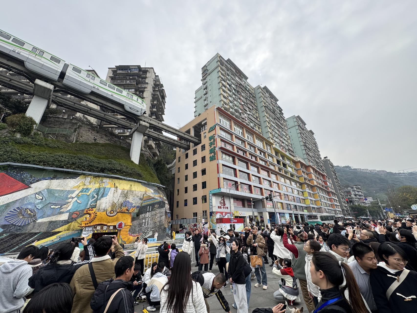 ‎Check network for missing images.