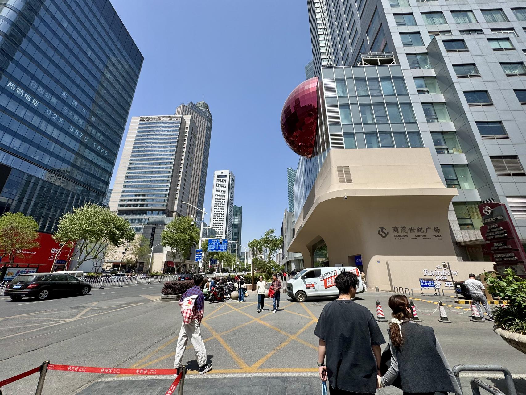 ‎Check network for missing images.