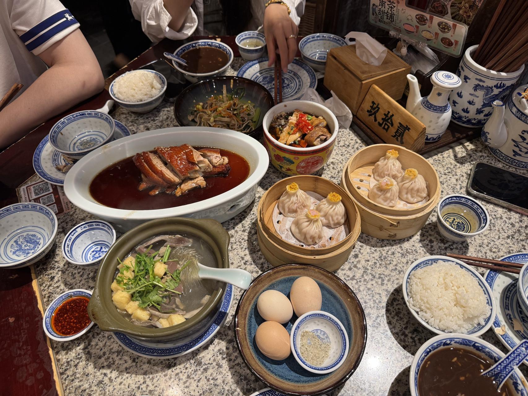 ‎Check network for missing images.