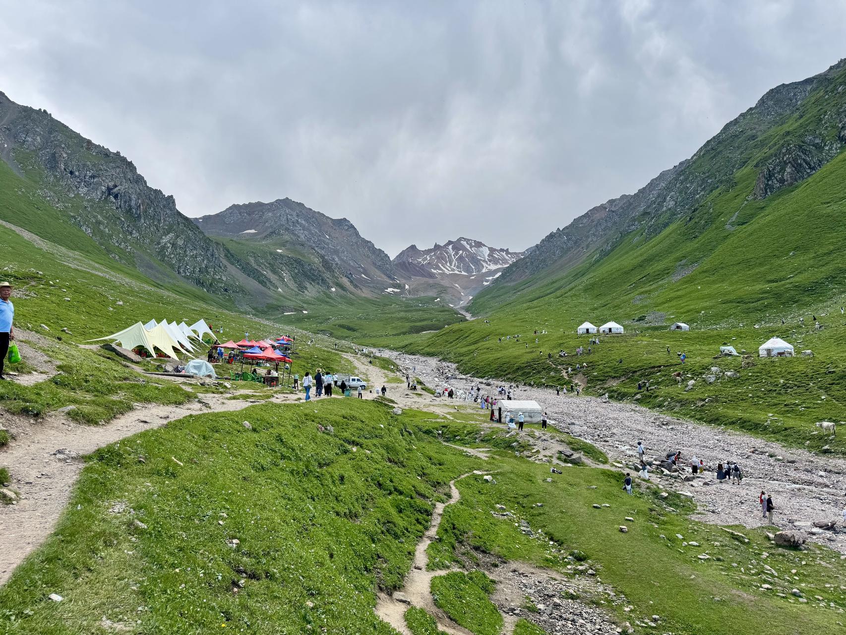 ‎Check network for missing images.