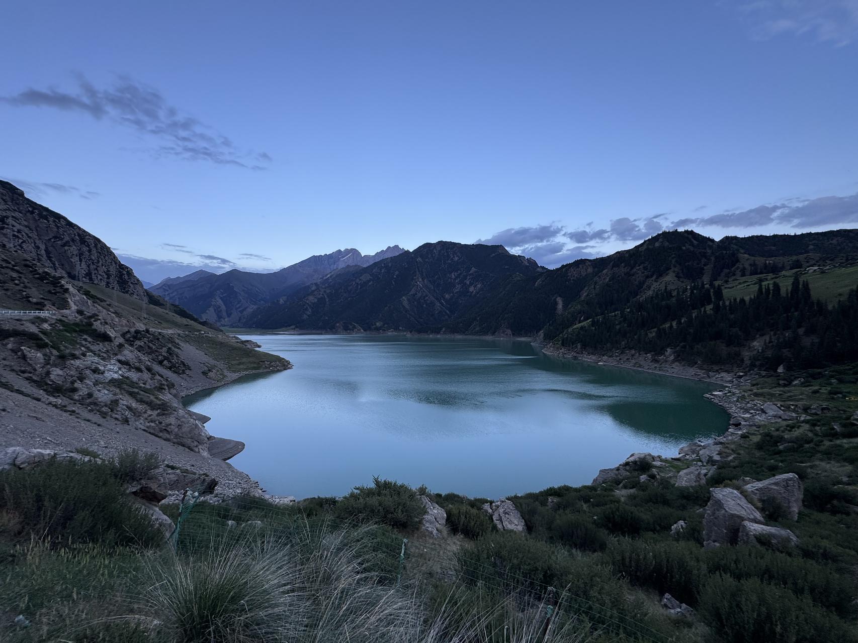 ‎Check network for missing images.