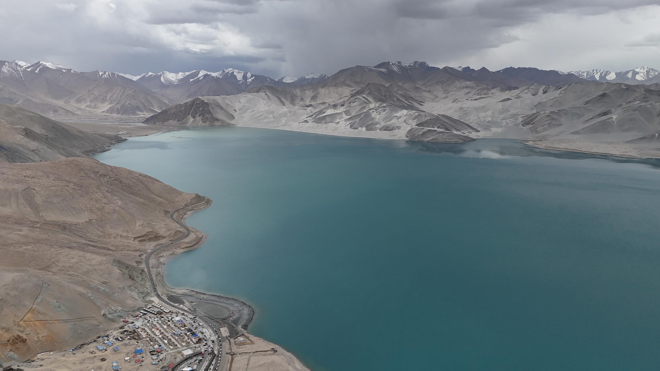 ‎Check network for missing images.