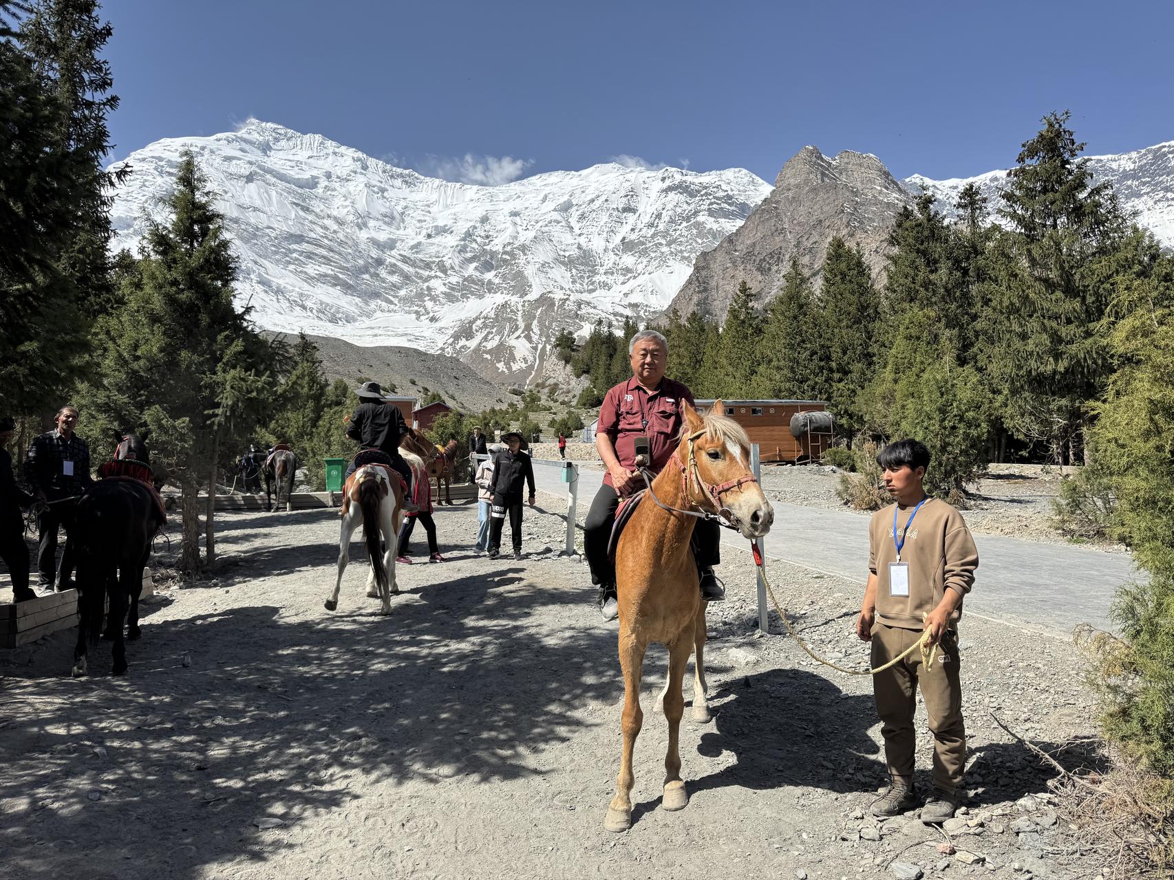 ‎Check network for missing images.