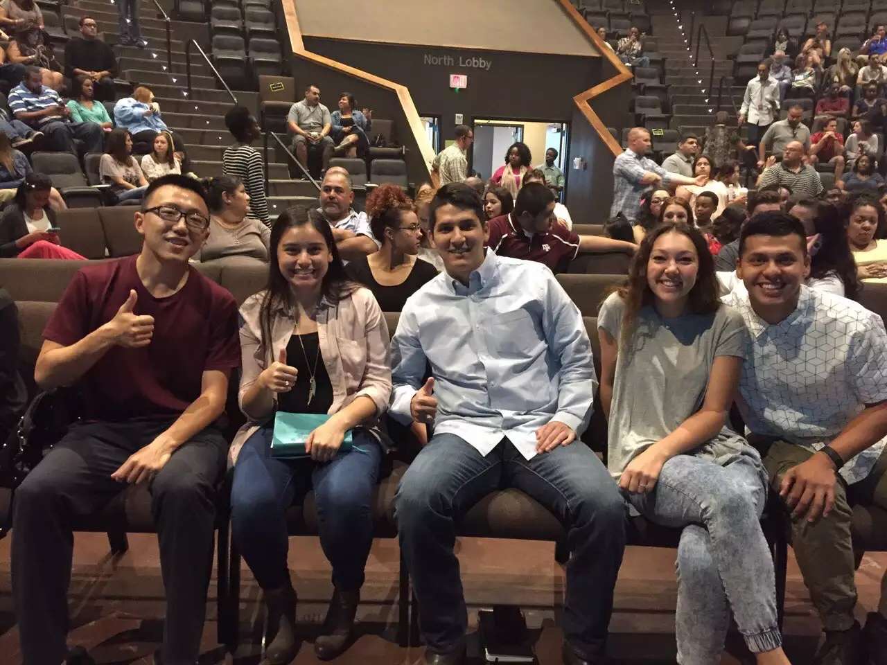 ‎Check network for missing images.