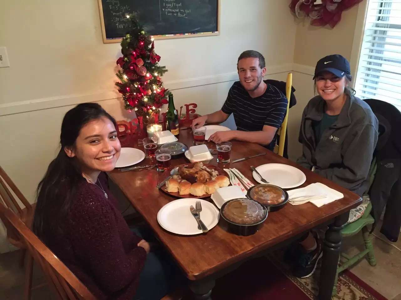 ‎Check network for missing images.