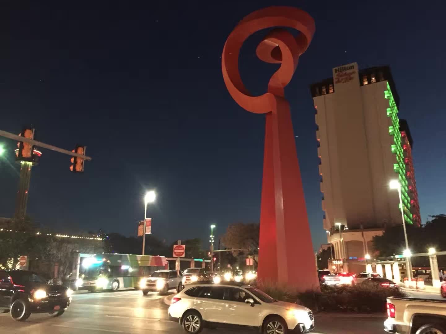 ‎Check network for missing images.