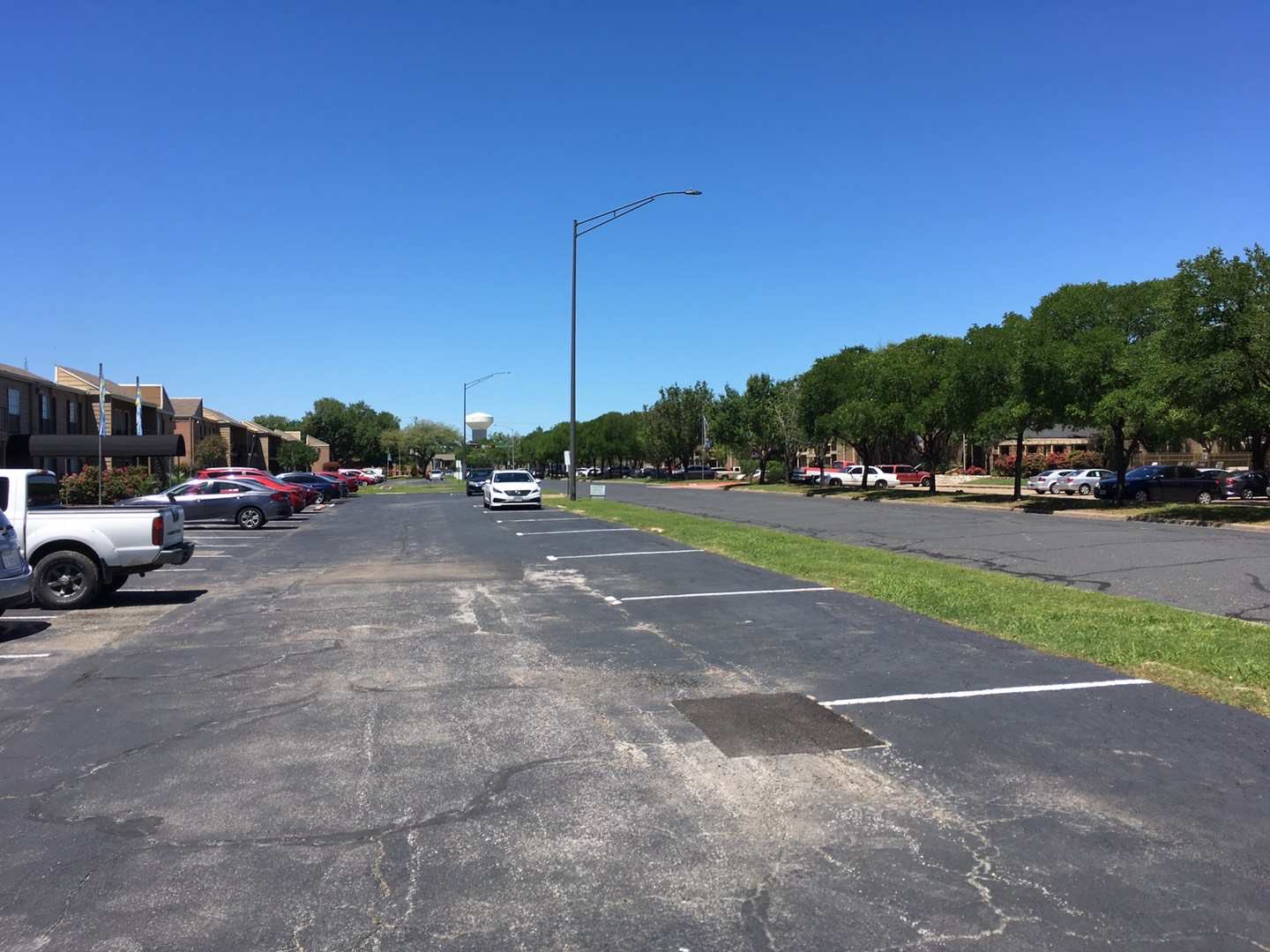 ‎Check network for missing images.