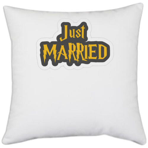 Couple | Just Marriedd